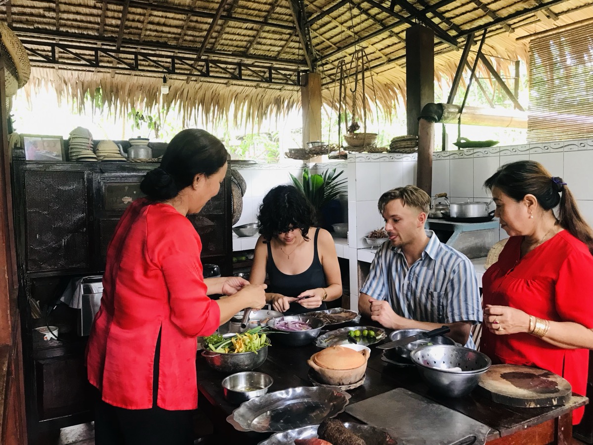 Cooking together with the local host